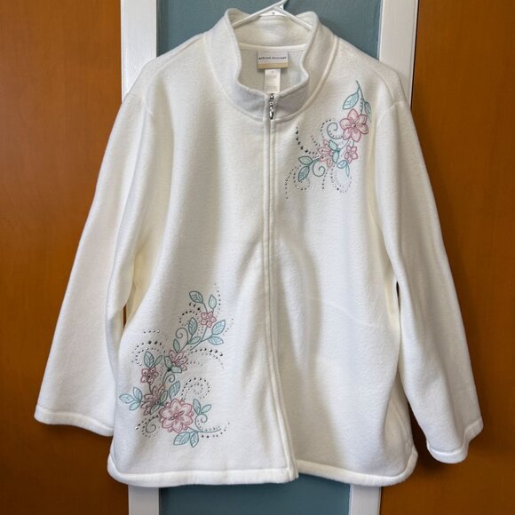 Alfred Dunner 2X Womens Fleece White Floral Embroidered Fleece Jacket Soft Full - Picture 4 of 11